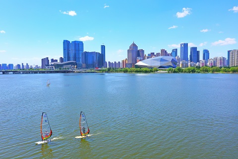 锦州,嘉宾云集,听众朋友们的心声共鸣